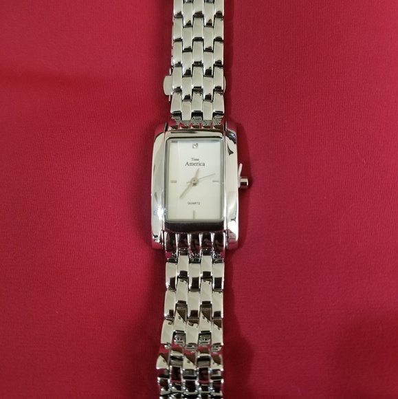 Time America Watch - Picture 3 of 5